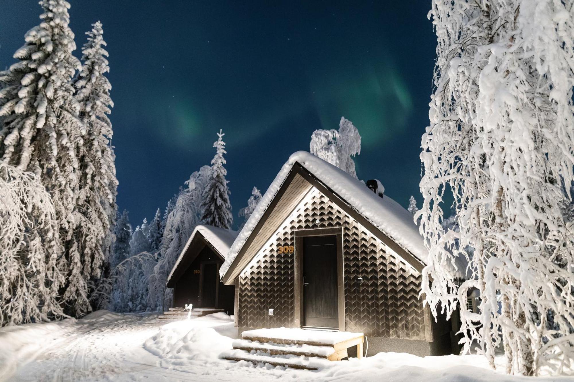 Aurora Cabin Igloo
